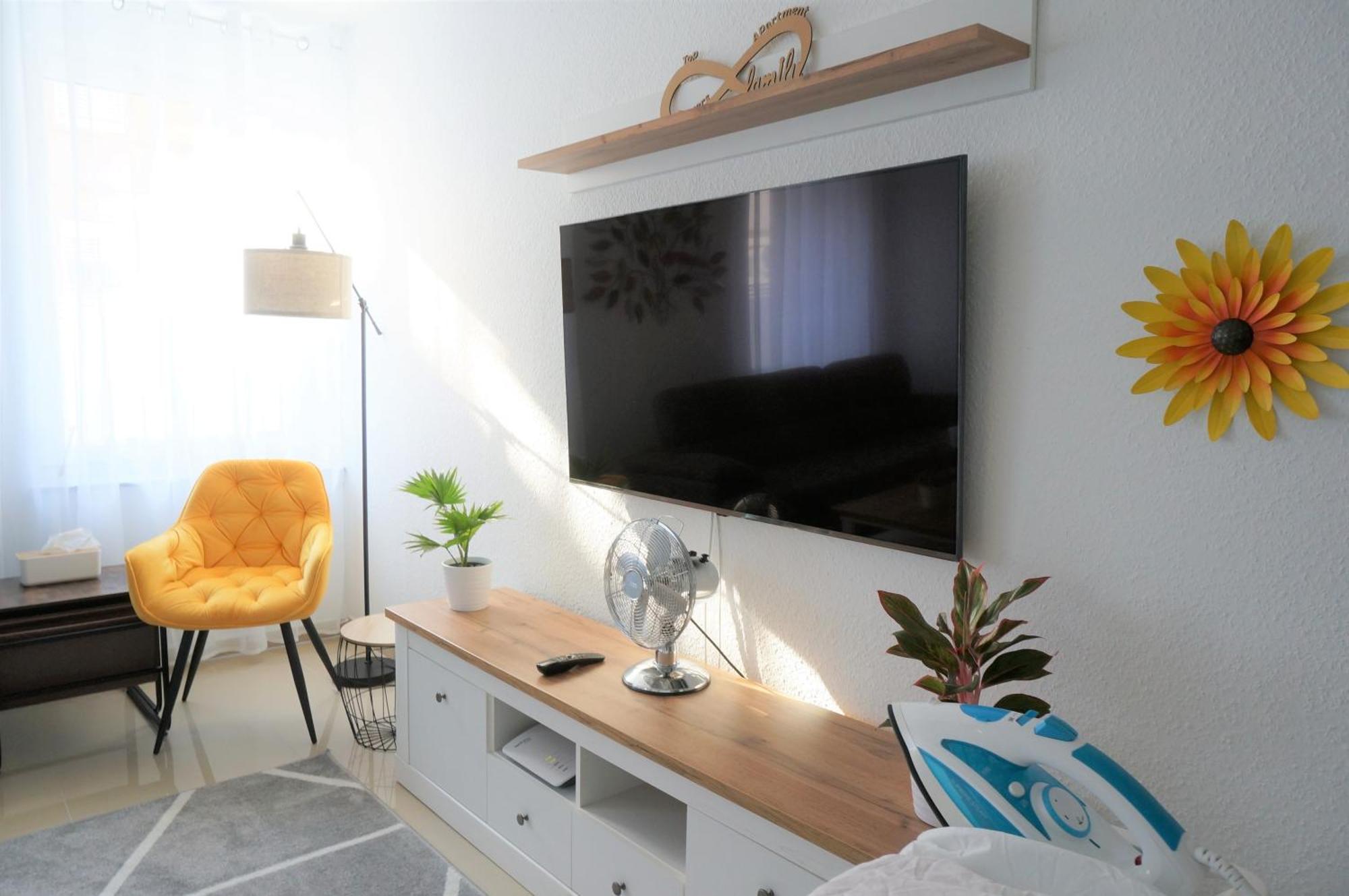 Mein Apartment Flowers Mit Kamin, Bis 10 Personen 프랑켄탈 외부 사진